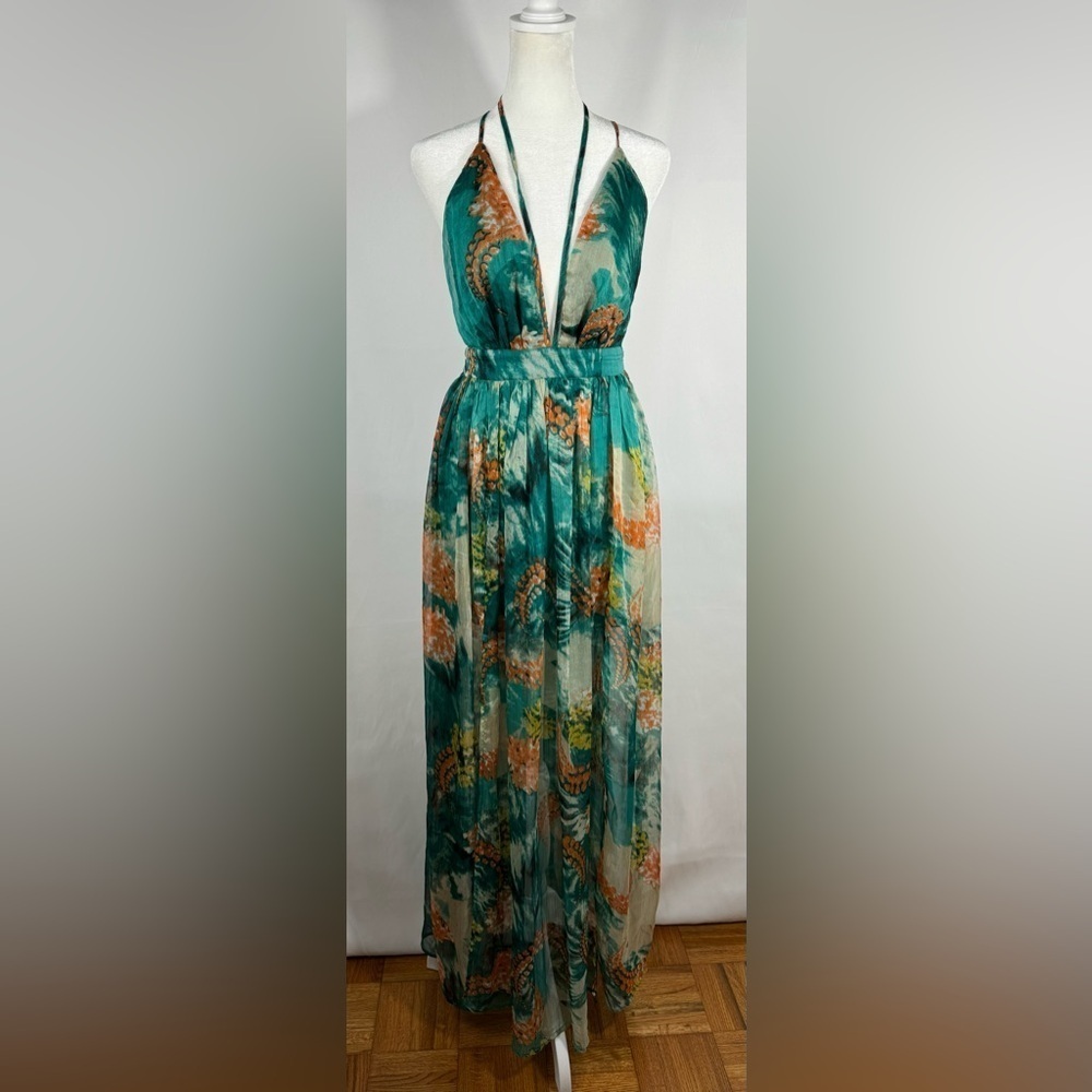 Miss Avenue MAXI DRESS WITH OPEN BACK V Neck Spaghetti Straps Small